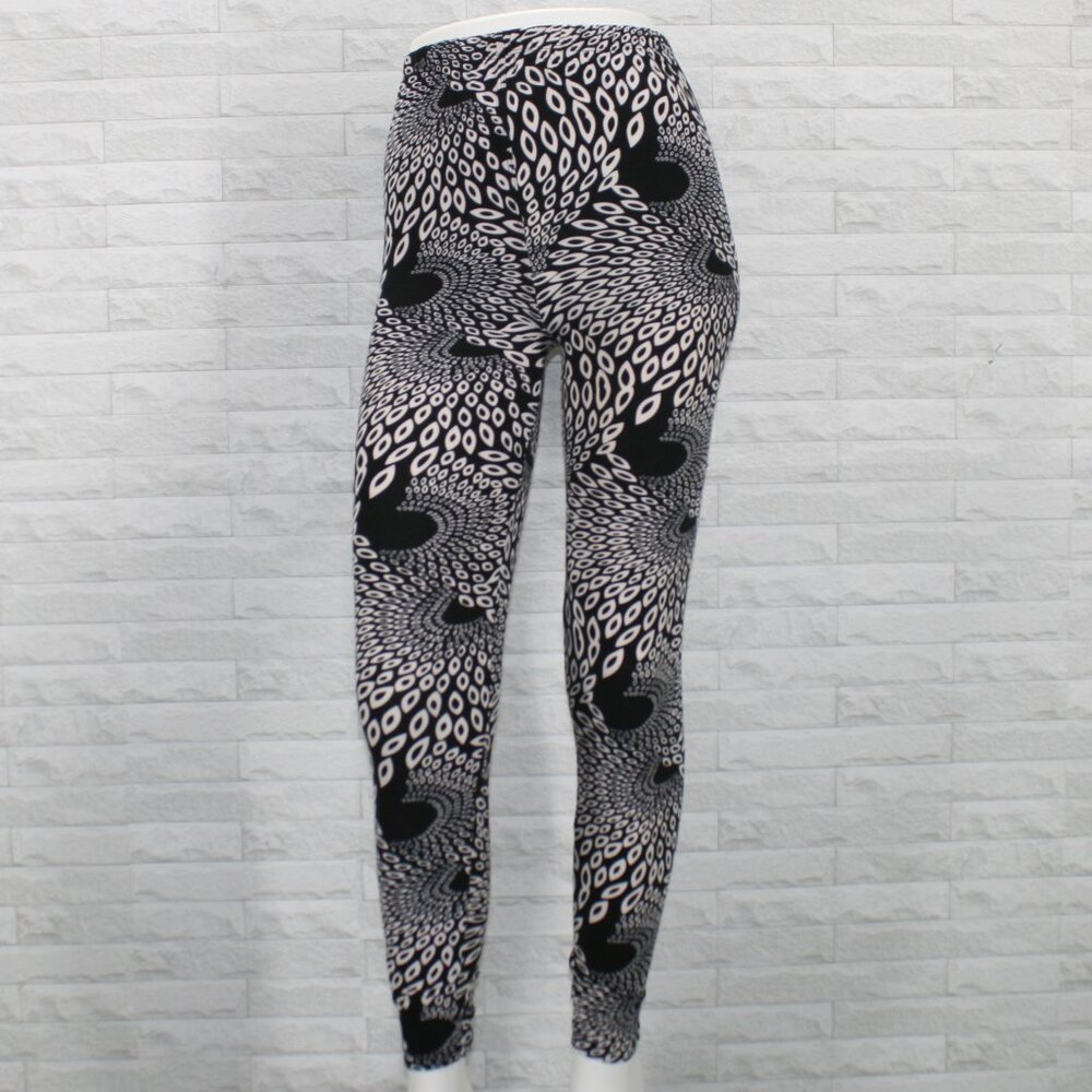 KIMBERLY Leggings Abstract Floral Black White Camo Athleisure  One Size